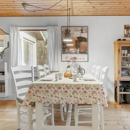 Cozy In With Wi-fi